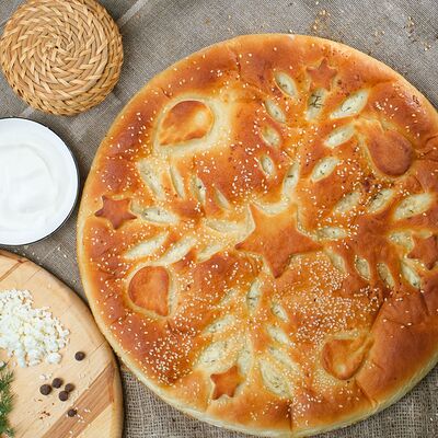 Пирог с сыром Асыв и зеленью в Пироги по-коми по цене 2099 ₽