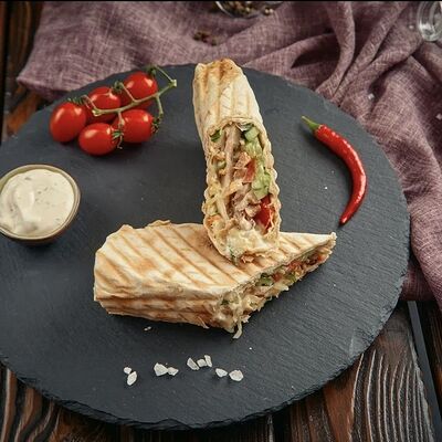 Шаурма куриная в Шашлычный двор по цене 360