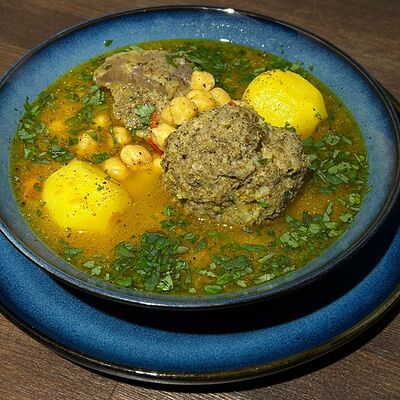 Кюфта боз башв Шашлычная угли по цене 600 ₽