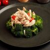 Жареная брокколи с курицей в Корё по цене 750