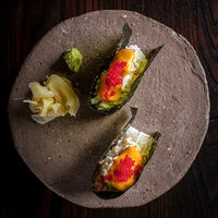 Суши с камчатским крабом в KOJI