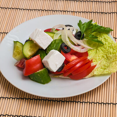 Салат Греческий в Бон аппетит по цене 128 ₽