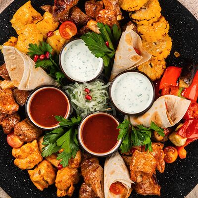 Шеф Шашлык в Омар Хайям Европа и Азия по цене 4900 ₽