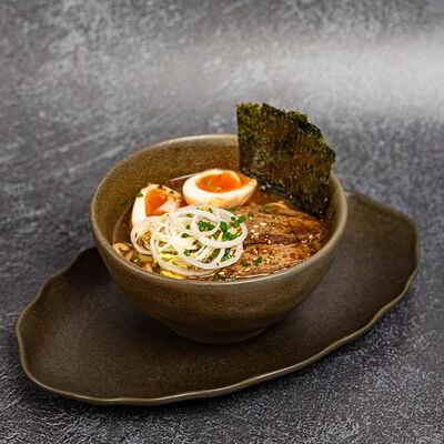 Рамен с телятиной в Smoky People по цене 890 ₽