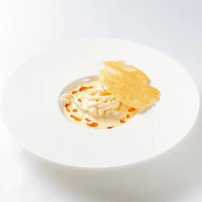 Кальмар в сливочно-ферментированном соусев Dodici Seafood по цене 850 ₽