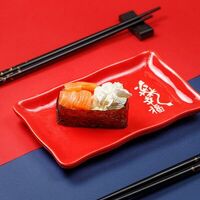 Гункан лосось крем в Sekai Суши