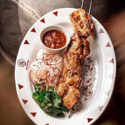 Шашлык из свиной шеи в ЮжанеГорожане по цене 858 ₽