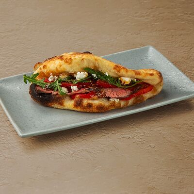 Гирос Ростбиф с рикоттой и руколой в ТОКИО-CITY по цене 640 ₽