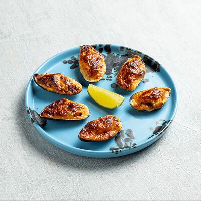 Мини мидии в спайси-соусе в Bandeatos по цене 429 ₽