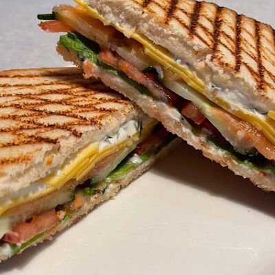 Сэндвич с индейкойв Настроение вкуса по цене 512 ₽