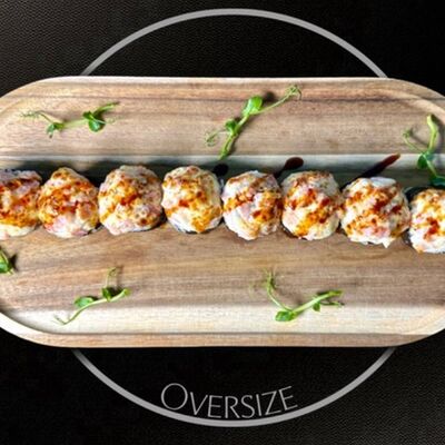 Запеченный с угрем в Oversize Sushi по цене 1350 ₽