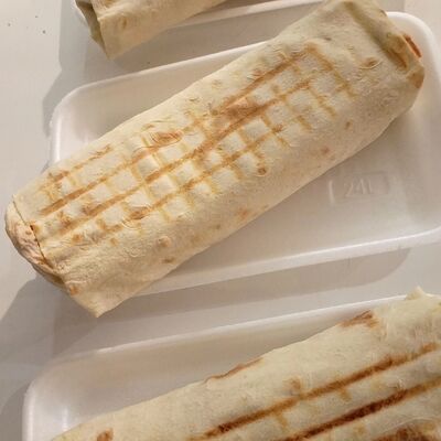 Донер с говядиной в Шашлычная Одил по цене 665 ₽