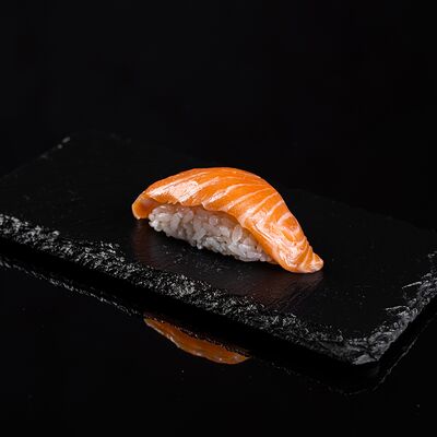 Суши Сяке в Otaru по цене 199 ₽