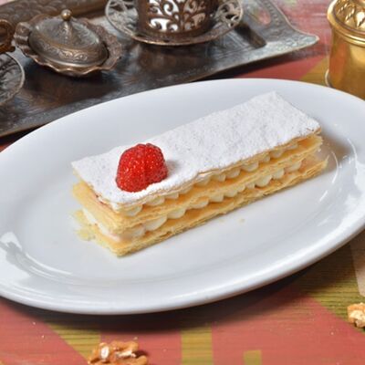 Мильфей с сезонными ягодами в АйДаБаран по цене 750 ₽