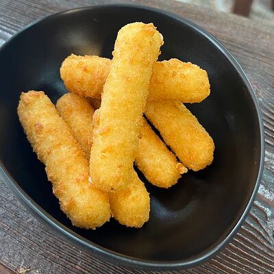 Сырные палочки с моцареллой (6 шт.) в Bao Bao Лапша по цене 590 ₽