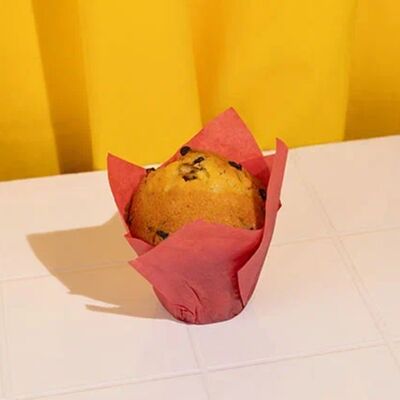 Маффин клубничный с шоколадом в Пекарня Буханка по цене 195 ₽