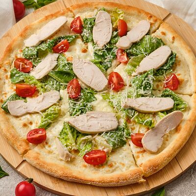 Цезарь с курицейв Casa Trattoria по цене 710 ₽