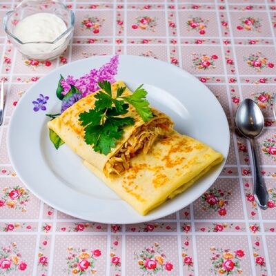 Блин с курицей и грибами в Еда города по цене 1859 ₸