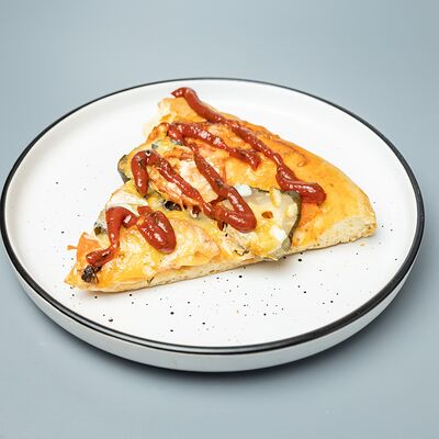 Пицца в Столовая на Типанова по цене 150 ₽