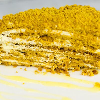 Торт Медовичок в Рандеву по цене 330 ₽