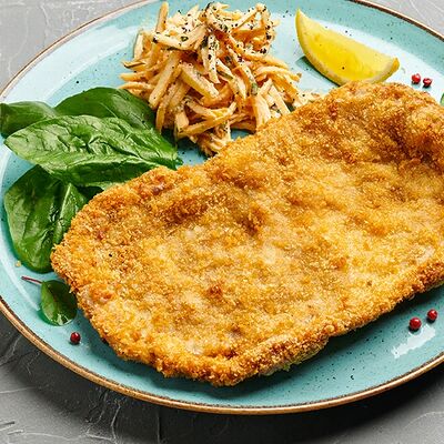 Cвинoй шницель с ремуладой из сельдерея в Корчма по цене 510