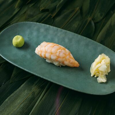 Креветка суши в Sushi lovers по цене 310 ₽