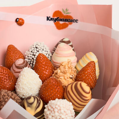 Букет из клубники в шоколаде №30 в Клубникисс по цене 2500 ₽