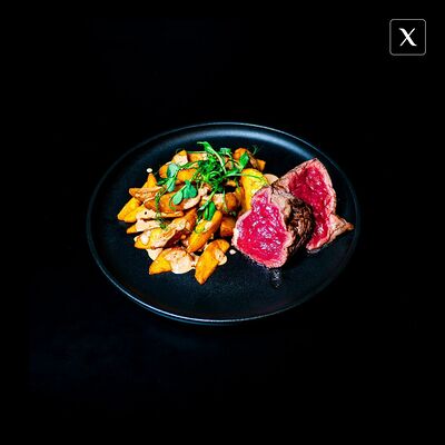 Стейк филе миньон в Хука Холл по цене 3180 ₽