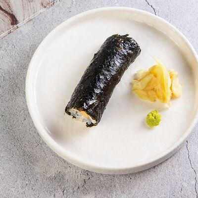 Хенд ролл креветка в Эбби Noodles & Sushi Bar по цене 355