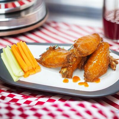 Крылышки Луизиана в Sliders по цене 799 ₽