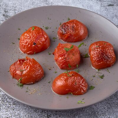 Помидоры на мангале в Тим Шашлык & Бургер по цене 330 ₽
