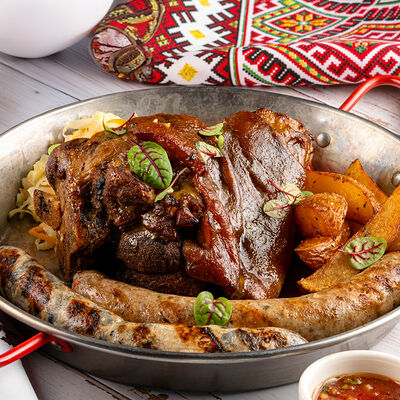 Ассорти МясоЕд в Три лося по цене 2950 ₽