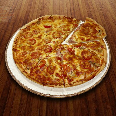 Пицца с курицей и болгарским перцем в Трактир Иван Васильевич по цене 550 ₽