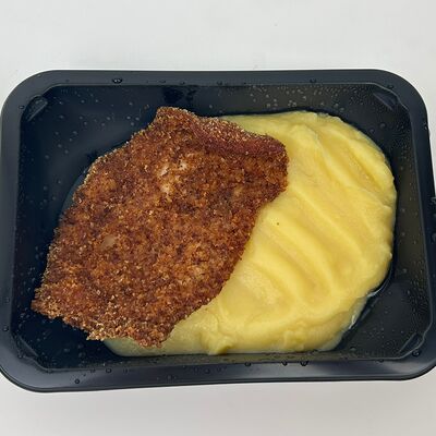 Шницель куриный воздушный с картофельным пюре в Ля Галетт по цене 360 ₽