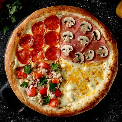 Пицца Четыре Сезона 30 см в Hot Pizza по цене 850 ₽