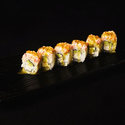 Ролл с тунцом и соусом из трав в Кабуки по цене 490