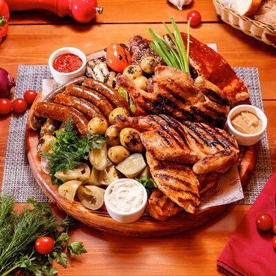 Мясной пир в Золотая прага по цене 7150 ₽