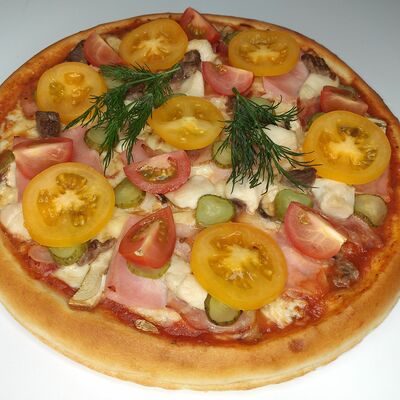 Пицца Фирменная в Pizza mizza по цене 429 ₽
