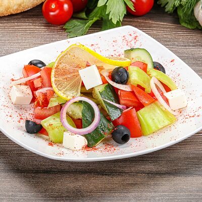 Греческий салат в Шашлык и Шаурма по цене 231 ₽