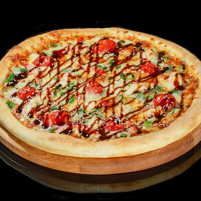 Пицца Терияки-хит в Lucky Pizza по цене 369 ₽