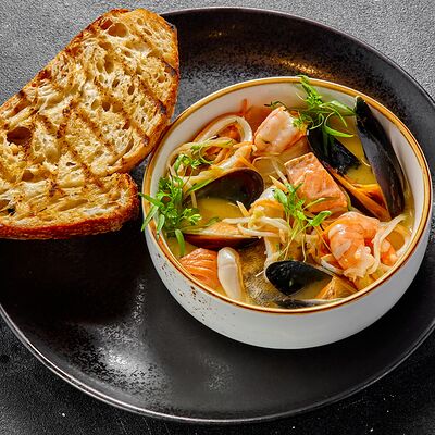 Соте из морепродуктов в Британника Север по цене 895 ₽