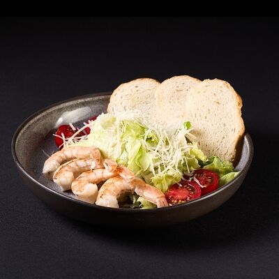 Салат Цезарь с креветками в ЛАЛИКО ГРУЗИНСКАЯ КУХНЯ по цене 890 ₽