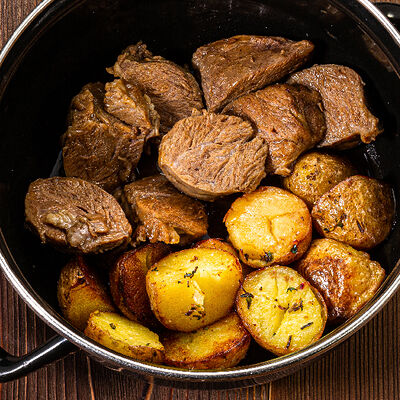 Щечки с картофелем нанаси в Колбасофф по цене 670