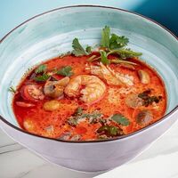Том Ям с кокосовым молоком в Maй Китай