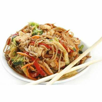 Соба с курицей в Mr. Foods по цене 300 ₽