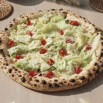 Цезарьв Pizza La Vera по цене 1260 ₽