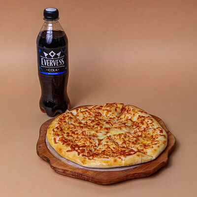 Комбо Хачапури по - мегрельски и Эвервесс Кола в Хочу пури по цене 820 ₽