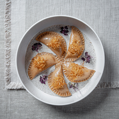 Гречневые вареники с грибами в Чайхона №1 Васильчуки по цене 550 ₽