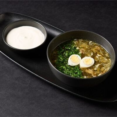 Щавелевый суп с перепелиным яйцом в ЛАЛИКО ГРУЗИНСКАЯ КУХНЯ по цене 740 ₽