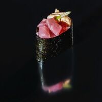 Спайси тунец в Sushi Sticks